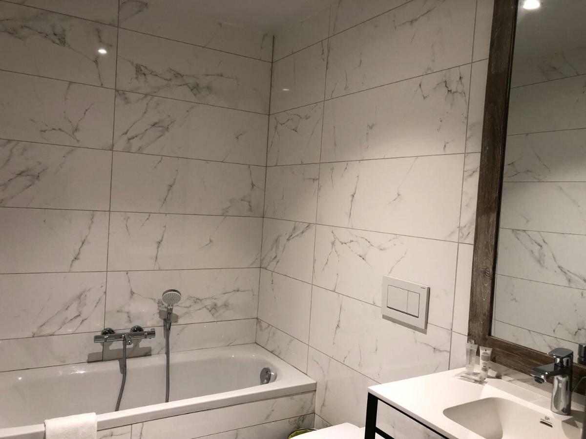 Acropolis - Luxury Appartments I Hotelservice And Parking Middelkerke Bagian luar foto